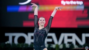 f8 a1 sfe05574 copia simone ferraro ph