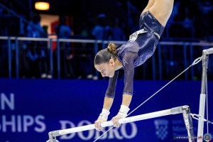 wag jr f app fsm01511 copia simone ferraro ph