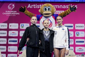 wag jr f app fsm05226 copial simone ferraro ph