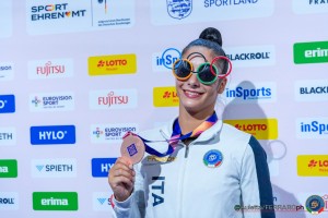 rg wch26 f aa award raffaeli sofia ita   joe1226 auletta ferraro ph