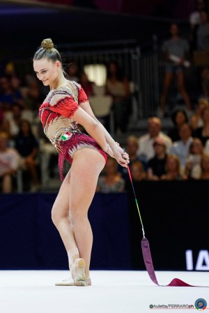 rg wch26 f aa dragas tara ita   joe0924 auletta ferraro ph