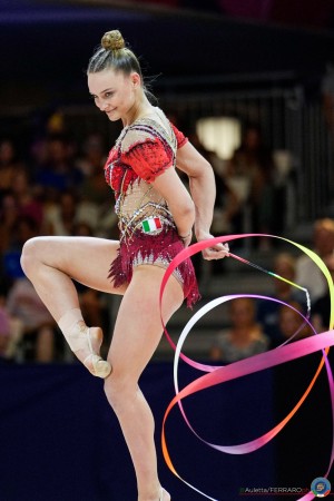 rg wch26 f aa dragas tara ita   joe0929 auletta ferraro ph