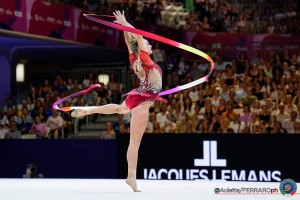 rg wch26 f aa dragas tara ita   joe0987 auletta ferraro ph