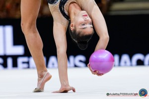 rg wch26 f aa raffaeli sofia ita   joe5639 auletta ferraro ph