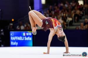 rg wch26 f aa raffaeli sofia ita   joe7261 auletta ferraro ph