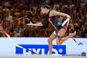 rg wch26 f aa raffaeli sofia ita   joe8535 auletta ferraro ph