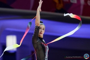 rg wch26 f aa raffaeli sofia ita   joe8785 auletta ferraro ph