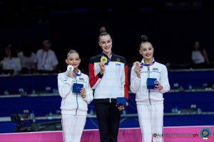 rg wch26 f app award varfolomeev darja ger borisova mariia rus ilteriakova sofiia rus   joe0126 auletta ferraro ph