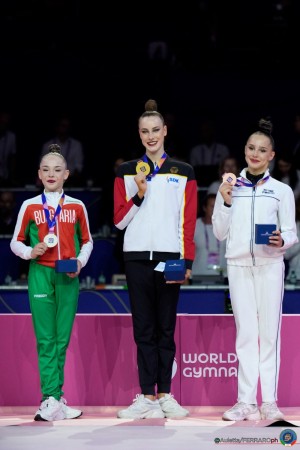 rg wch26 f app award varfolomeev darja ger borisova mariia rusnikolova stiliana bul   joe2668 auletta ferraro ph