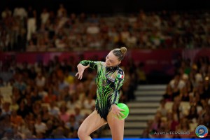 rg wch26 f app dragas tara ita   joe8661 auletta ferraro ph