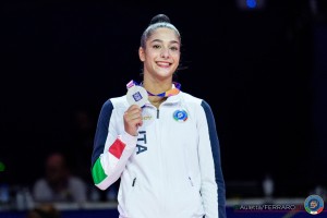 rg wch26 f app raffaeli sofia ita   joe9835 auletta ferraro ph