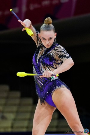 rg wch26 q dragas tara ita   joe7388 auletta ferraro ph