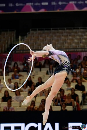 rg wch26 q dragas tara ita   joe8101 auletta ferraro ph