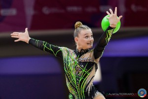 rg wch26 q dragas tara ita   joe8872 auletta ferraro ph
