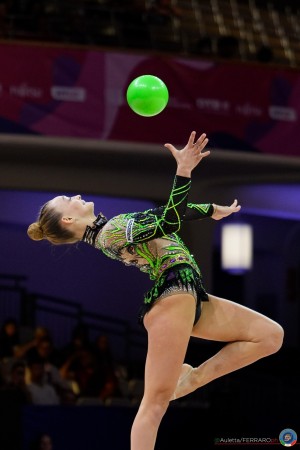 rg wch26 q dragas tara ita   joe9072 auletta ferraro ph