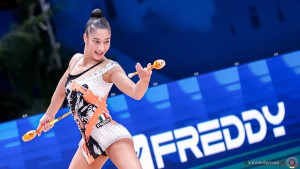 q raffaeli sofia ita sfe01317 copia simone ferraro ph
