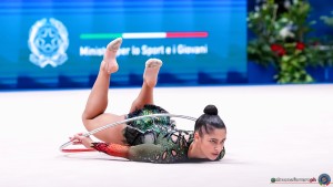 q raffaeli sofia ita sfe05507 copia simone ferraro ph