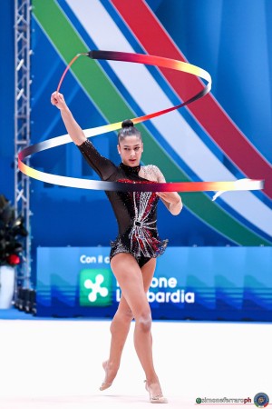 q raffaeli sofia ita sfe07637 copia simone ferraro ph