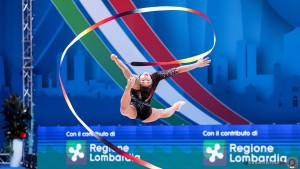 q raffaeli sofia ita sfe07722 copia simone ferraro ph