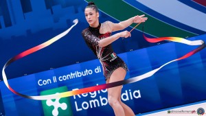q raffaeli sofia ita sfe07755 copia simone ferraro ph