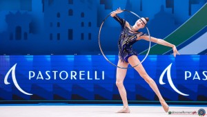 q varfolomeev darja ger sfe09270 copia simone ferraro ph