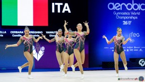 aer f jun gr ita pagella ilaria   cerbara camilla   cereghino lavinia   vannutelli giorgia   biasiotti lavinia fsm00065 copia simone ferraro ph