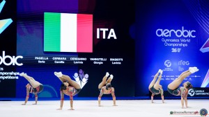 aer f jun gr ita pagella ilaria   cerbara camilla   cereghino lavinia   vannutelli giorgia   biasiotti lavinia fsm09612 copia simone ferraro ph