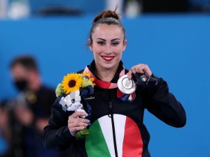 f27016b9 6e2f 4375 b135f40