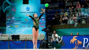 rgech26 sr app f ball dragas tara ita sfe06222 copia simone ferraro ph