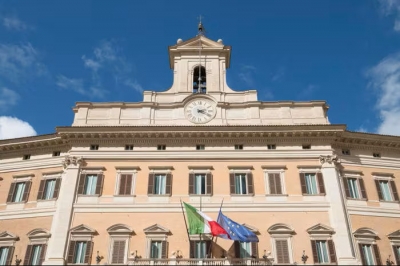 Montecitorio-Camera-Deputati-1