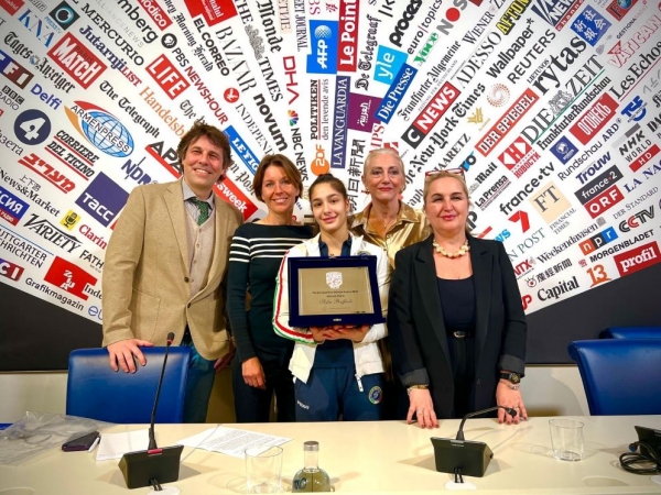 635ec717-85e7-4d02-a19f-0ff5c47de919