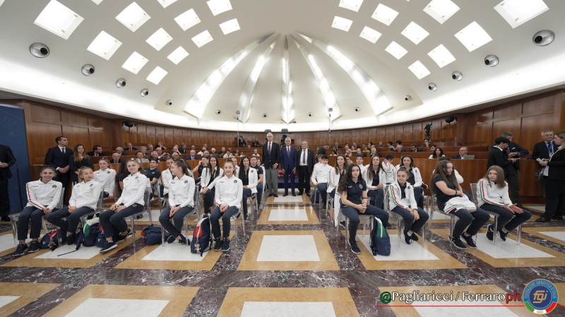 Premiazione_Abodi_Federginnastica_LPA08289_Ph_Pagliaricci-Simone_Ferraro