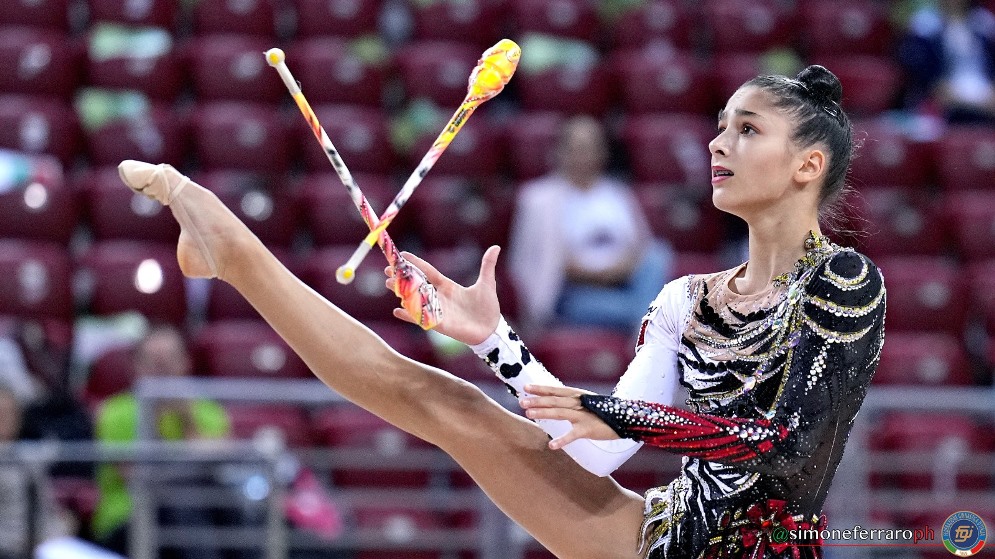 Federazione Ginnastica d'Italia - Sofia - La Raffaeli cambia ancora la ...