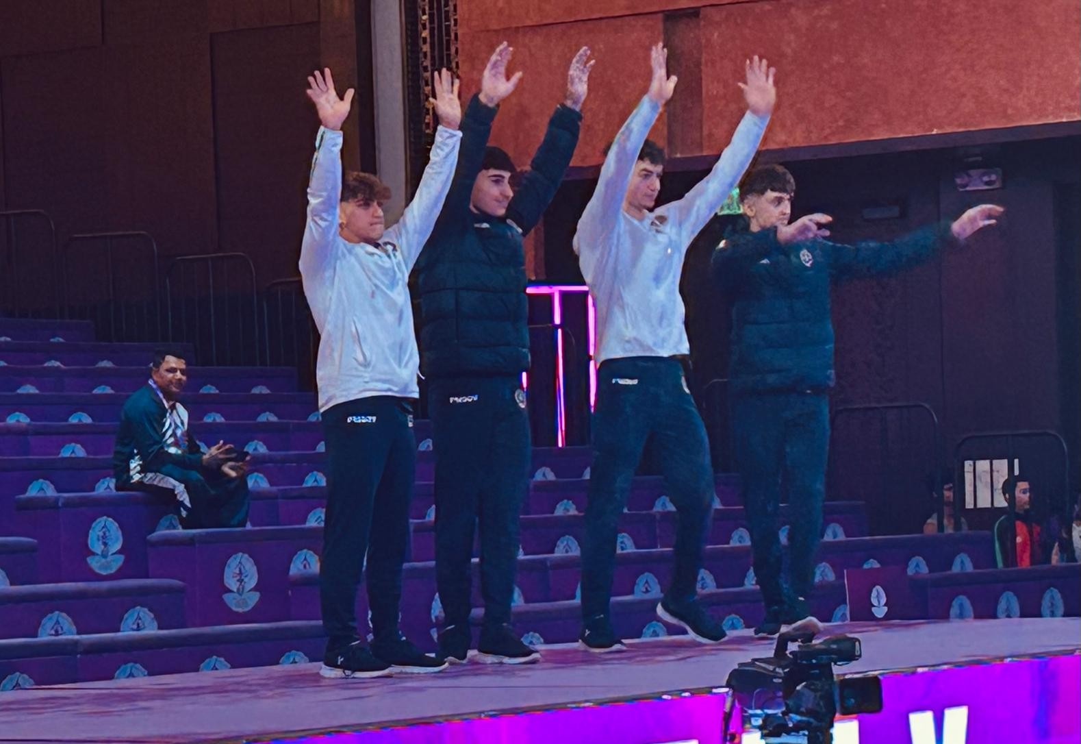 660c04b8-2682-4cf0-9b22-e6e72ce37278